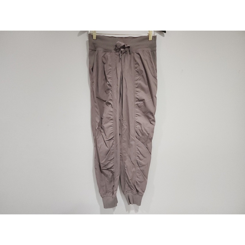LULULEMON WOMEN'S SIZE 6 DANCE STUDIO MID RISE JOGGER PANTS SQUARE DOT
